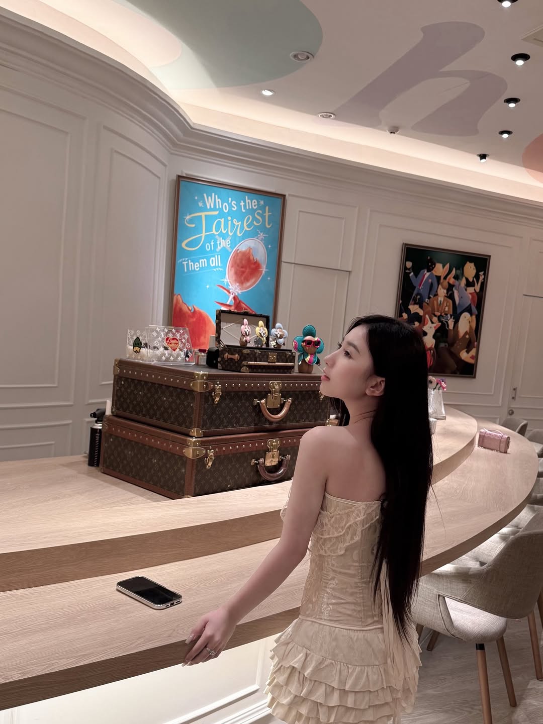 Fan cứng soi loạt hình ảnh nóng bỏng của Fan cứng soi loạt hình ảnh nóng bỏng của