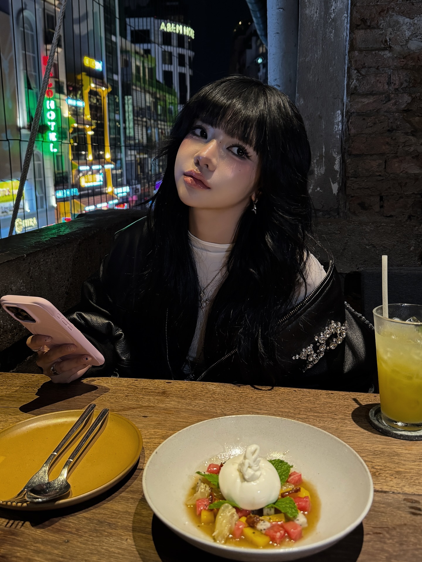 So sánh Ciin với Helia Bảo Hân, fan thừa nhận không nhận ra, người xem quốc tế cũng tràn vào khen nữ TikToker nức nở- Ảnh 10.