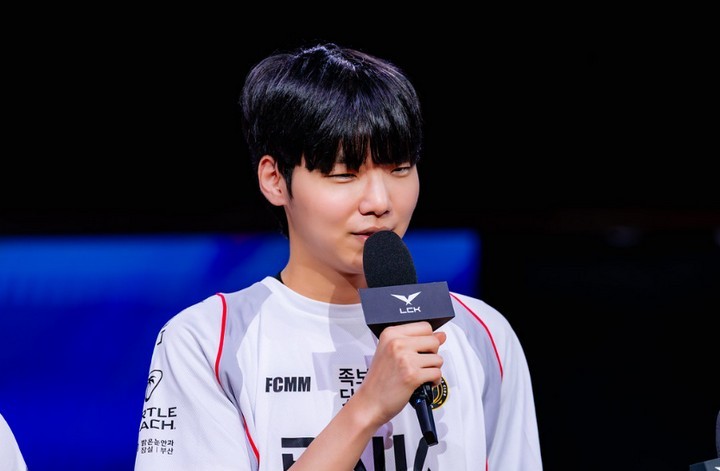 BNK FearX Tạo Địa Chấn Trước Dplus KIA: Clear Hé Lộ Bí Quyết Chiến Thắng Tại LCK 2025 BNK FearX Tạo Địa Chấn Trước Dplus KIA: Clear Hé Lộ Bí Quyết Chiến Thắng Tại LCK 2025