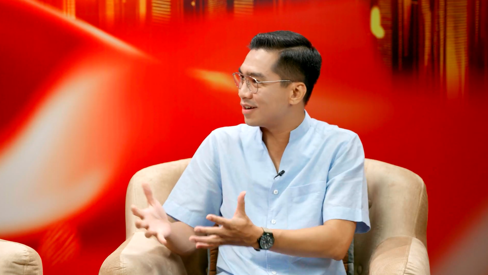 Từ bát bánh đa cua đến VNeID: Xem Pew Pew và Duy Thẩm chỉ cách Từ bát bánh đa cua đến VNeID: Xem Pew Pew và Duy Thẩm chỉ cách