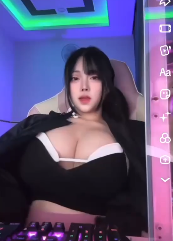 Cuối cùng Pi Tiên cũng đu trend hot nhưng giới hạn người xem, đặc quyền có 1-0-2 chỉ dành cho fan cứng!- Ảnh 4.