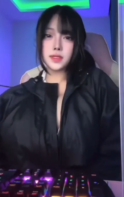 Cuối cùng Pi Tiên cũng đu trend hot nhưng giới hạn người xem, đặc quyền có 1-0-2 chỉ dành cho fan cứng!- Ảnh 3.