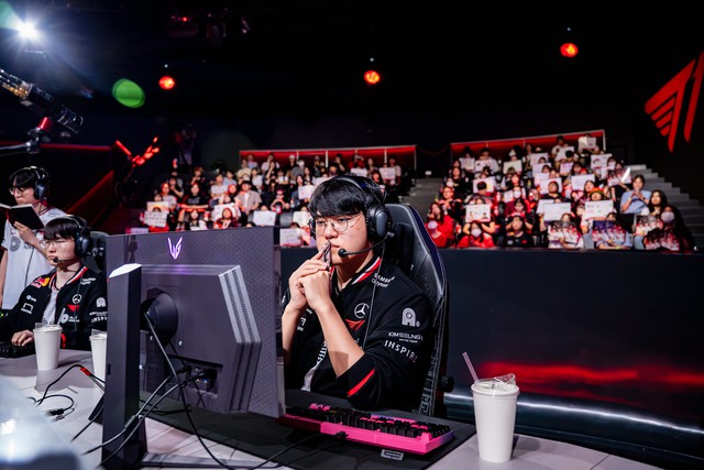 Trận thua Gen.G lộ ra những hạn chế nặng của T1 so với 